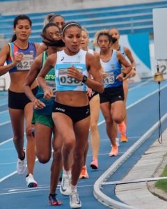 Lee más sobre el artículo Atletismo: EN EL INICIO DEL SUDAMERICANO, MARCELA GÓMEZ TUVO UNA GRAN ACTUACIÓN EN 10.000 METROS