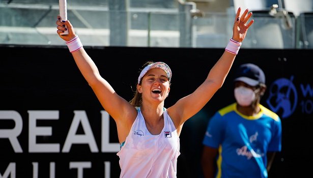 Lee más sobre el artículo Tenis: NADIA «SÚPERPODOROSKA» EN EL MASTERS 1000 DE ROMA
