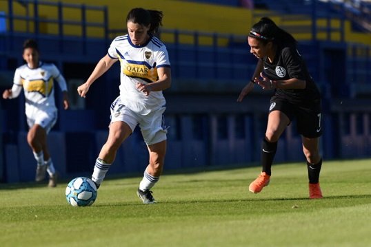 En este momento estás viendo Fútbol femenino: FINALIZÓ LA PRIMERA FASE DEL TORNEO DE PRIMERA DIVISIÓN