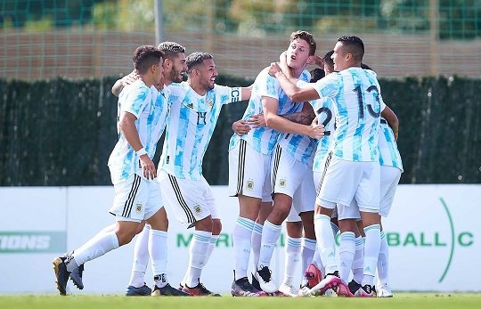 En este momento estás viendo Fútbol masculino: LA SELECCIÓN SUB23 VENCIÓ A DINAMARCA EN MARBELLA