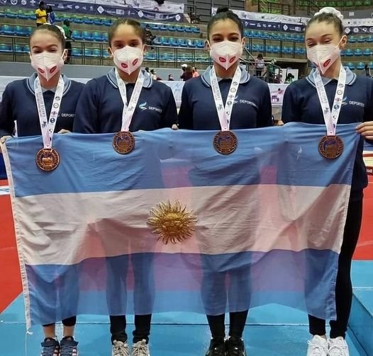 En este momento estás viendo Gimnasia Artística: GRAN PERFORMANCE DEL EQUIPO NACIONAL EN EL PANAMERICANO JUVENIL