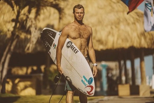 En este momento estás viendo Surf: RESUMEN DEL CAMPEONATO MUNDIAL ISA EL SALVADOR 2021