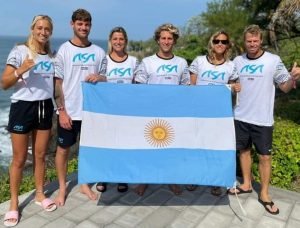 Lee más sobre el artículo Surf: LAS CHICAS ARGENTINAS SE DESTACARON EN EL INICIO DE LOS ISA WORLD SURFING GAMES