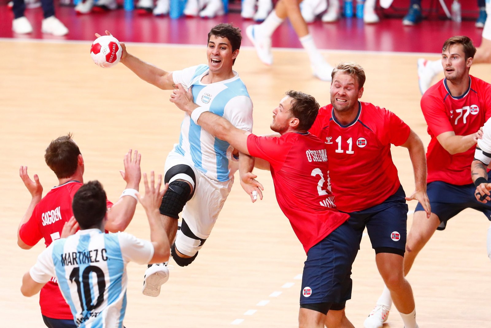 En este momento estás viendo JJOO Tokio 2020: HANDBALL MASCULINO | LOS GLADIADORES SUMARON SU TERCERA DERROTA CONSECUTIVA