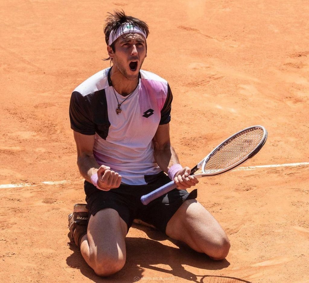 Tenis masculino: TOMÁS ETCHEVERRY CAMPEÓN EN ITALIA