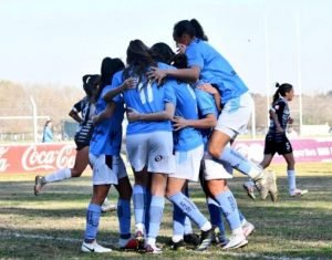 Lee más sobre el artículo Fútbol femenino: EL TORNEO CLAUSURA DE PRIMERA DIVISIÓN COMENZARÁ EN AGOSTO
