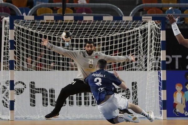 En este momento estás viendo Handball masculino: LOS GLADIADORES CAYERON EN UN AMISTOSO PREPARANDO SU PARTICIPACIÓN EN TOKIO