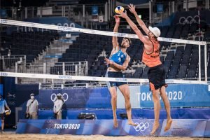 Lee más sobre el artículo JJOO Tokio 2020: BEACH VOLLEY MASCULINO | CAPOGROSSO Y AZAAD CAYERON 2-0 ANTE PAÍSES BAJOS
