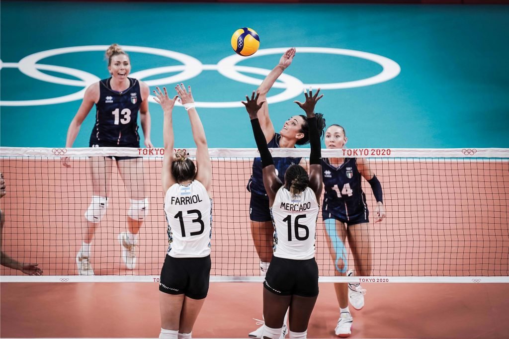 JJOO Tokio 2020: VOLEY FEMENINO | LAS PANTERAS CAYERON 3-0 ANTE ITALIA