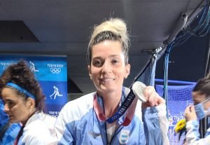 Lee más sobre el artículo JJOO Tokio 2020: HOCKEY CÉSPED FEMENINO | LEONAS PLATEADAS, «ESTAMOS ORGULLOSAS»