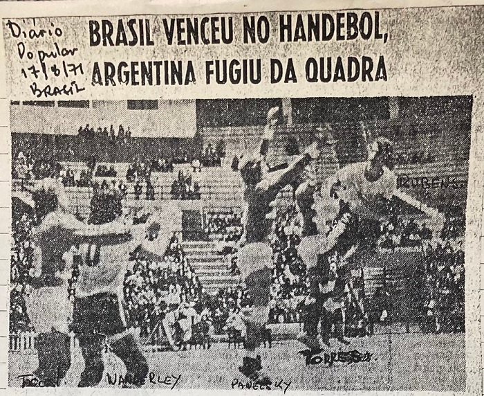 En este momento estás viendo Handball masculino: HISTORIA DEL PRIMER ARGENTINA-BRASIL