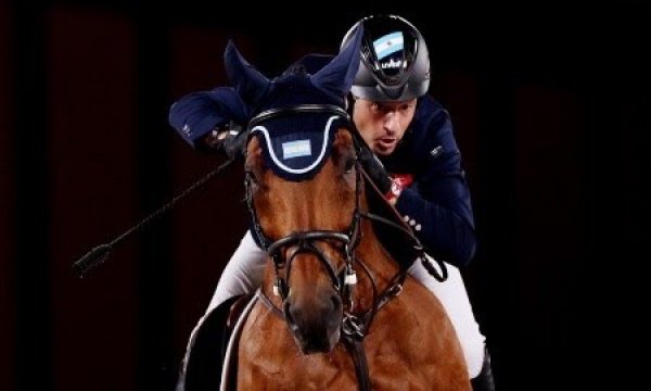 En este momento estás viendo JJOO Tokio 2020: EQUITACIÓN | LOS ARGENTINOS A LA FINAL POR EQUIPOS