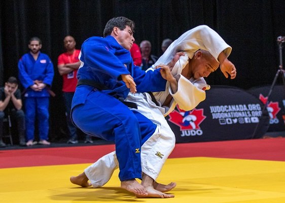 En este momento estás viendo Juegos Paralimpicos Tokio 2020: «LLEVAR LA BANDERA ARGENTINA EN TOKIO, ES UN REGALO PARA MI CARRERA» SOSTUVO FABIÁN RAMÍREZ