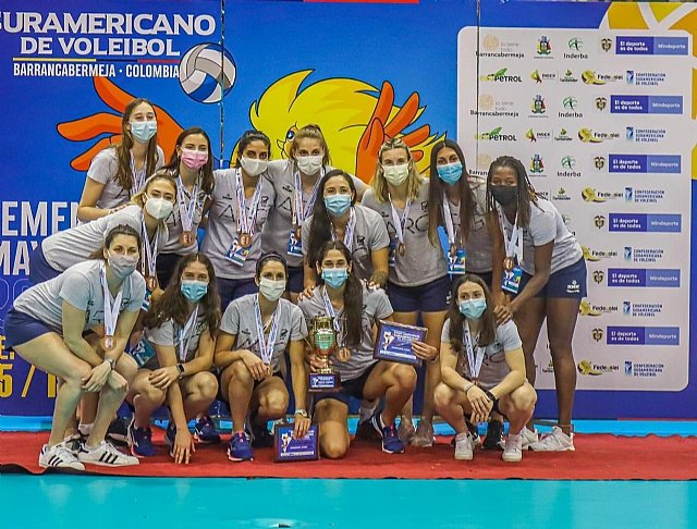 En este momento estás viendo Voley femenino: LAS PANTERAS SALIERON 3º EN EL SUDAMERICANO Y CLASIFICARON AL MUNDIAL 2022
