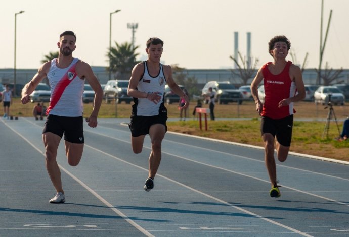 En este momento estás viendo Atletismo: RESUMEN DE LA ACTIVIDAD ATLÉTICA NACIONAL