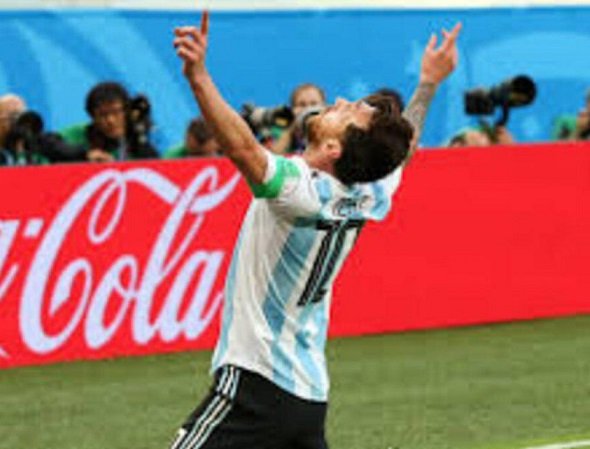 En este momento estás viendo Fútbol masculino: HAT TRICK DE LIONEL MESSI PARA TRANSFORMARSE EN RÉCORD SUDAMERICANO