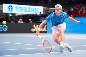 Lee más sobre el artículo Tenis masculino: SCHWARTZMAN QUEDÓ ELIMINADO DE VIENA