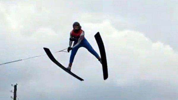 En este momento estás viendo Esquí Acuático /Náutico: TOBÍAS GIORGIS ENTRE LOS MEJORES DEL MUNDO