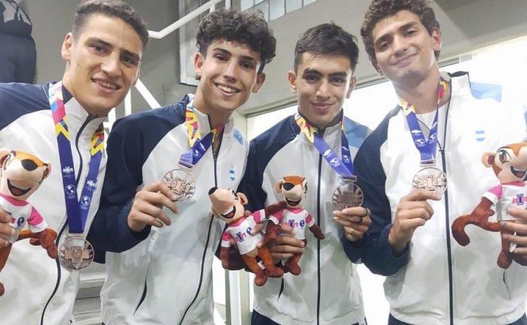 En este momento estás viendo Juegos Panamericanos Junior Cali Valle 2021: ATLETISMO |  BRONCE PARA EL RELEVO, RÉCORD PARA POLANCO Y ZABALA FUE BRONCE EN LA PRUEBA DE LOS 1.500 METROS EN CALI