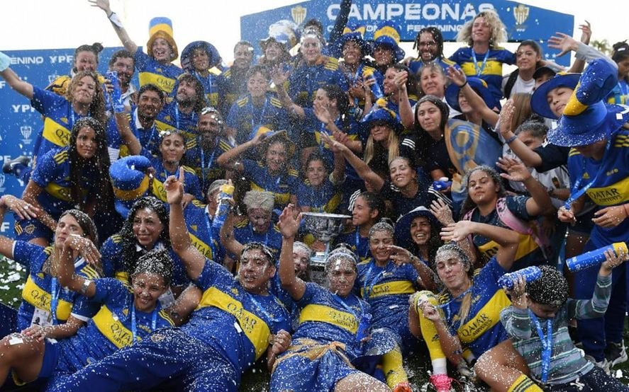 En este momento estás viendo Fútbol femenino: BOCA JUNIORS SE ADJUDICÓ EL CAMPEONATO YPF DE PRIMERA DIVISIÓN TRAS GOLEAR A UAI URQUIZA