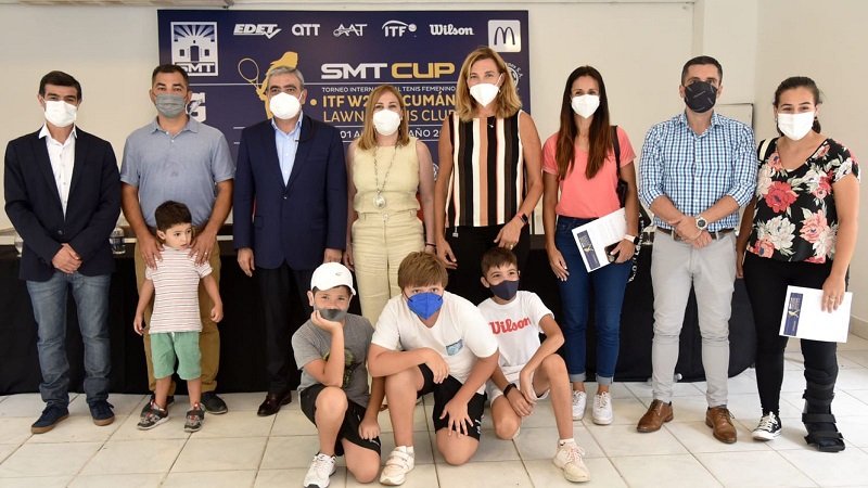 En este momento estás viendo Tenis femenino: SE PRESENTARON LOS TORNEOS DE TUCUMÁN DEL WOMEN’S WORLD TENNIS TOUR
