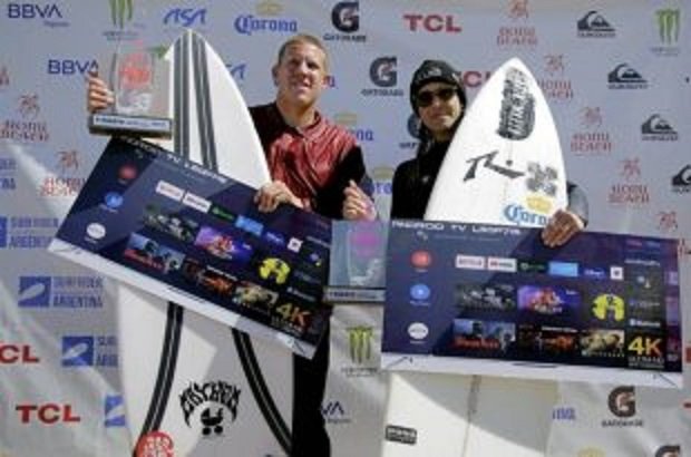 En este momento estás viendo Surf: NICOLÁS HERMIDA Y ORNELLA PELLIZZARI, GANADORES DE LA TERCERA FECHA DEL TOUR ARGENTINO