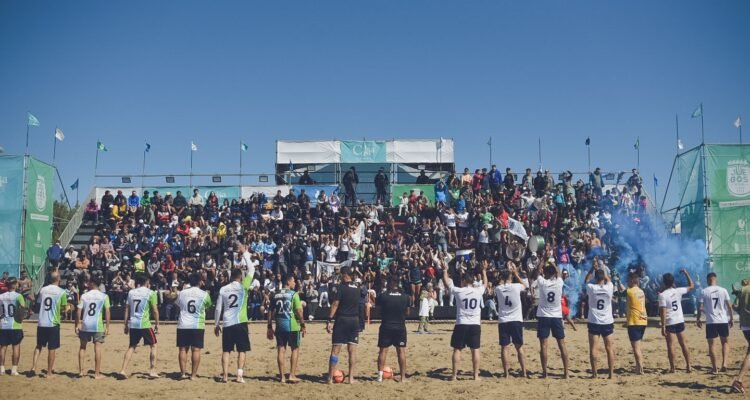 En este momento estás viendo Juegos Universitarios de Playa: FINALIZÓ LA 2° EDICIÓN CON MÁS DE 1300 ESTUDIANTES DEPORTISTAS