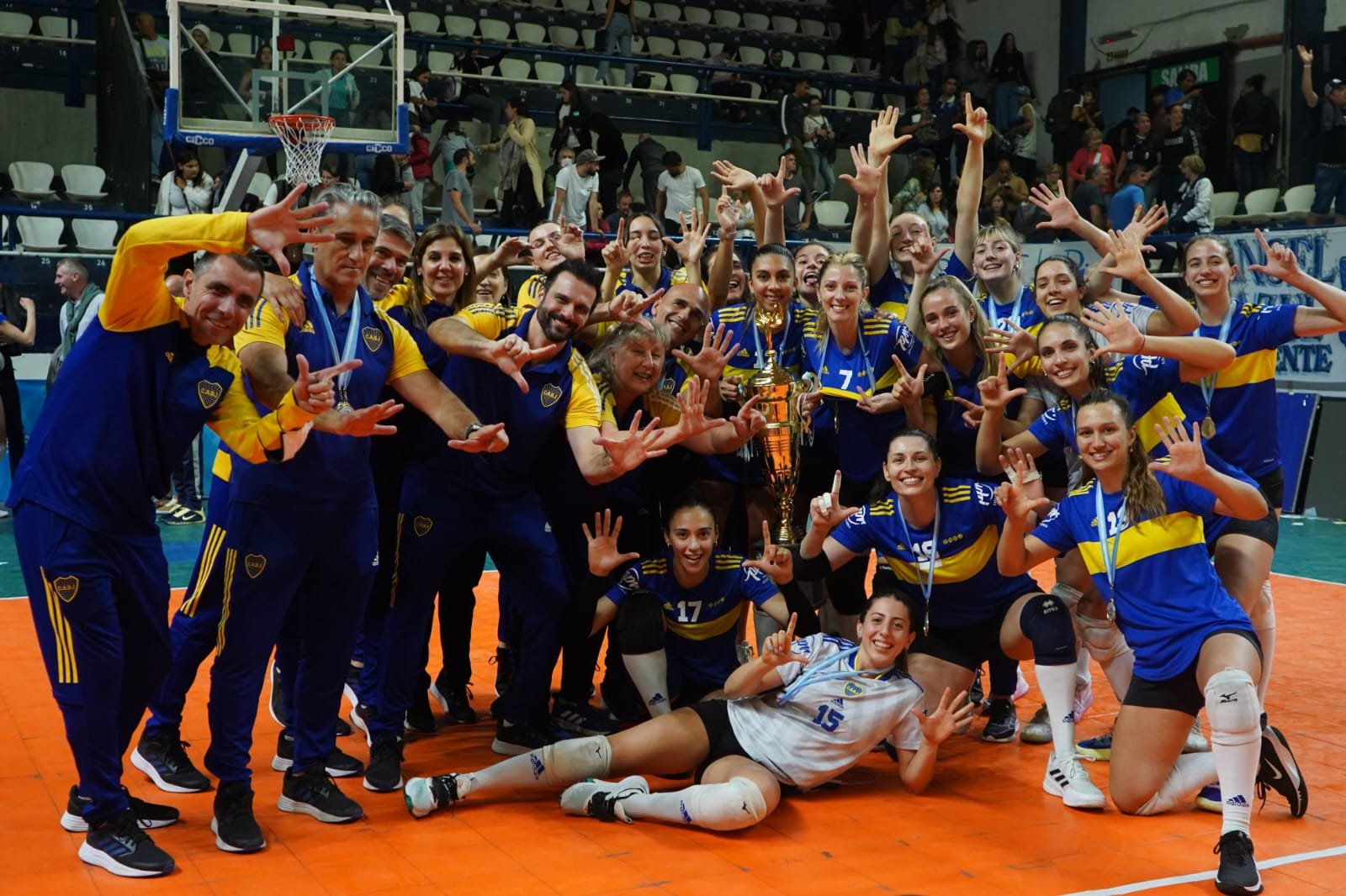 En este momento estás viendo Vóley femenino: BOCA SE CONSAGRÓ CAMPEÓN DE LA LAF Y CONSIGUIÓ SU 7° TÍTULO