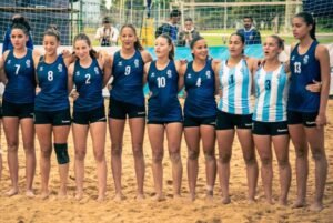 Lee más sobre el artículo Beach Handball: PRESENTARON LOS PLANTELES PARA LOS JUEGOS SURAMERICANOS JUVENILES ROSARIO 2022