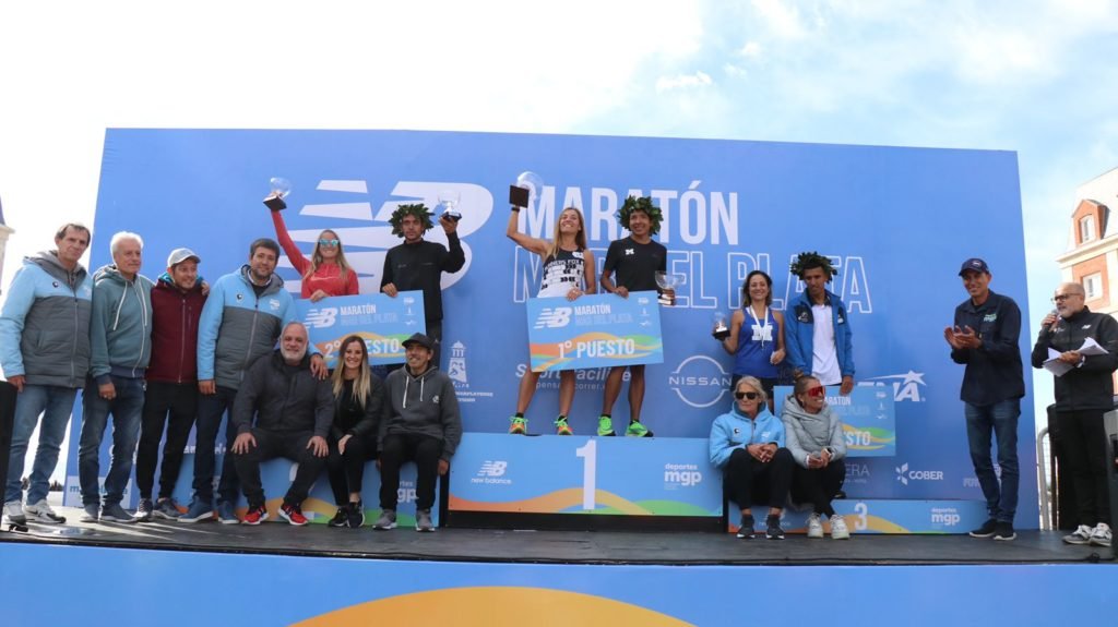 En este momento estás viendo Atletismo: CULMINÓ UNA NUEVA EDICIÓN DE LA MARATÓN DE MAR DEL PLATA