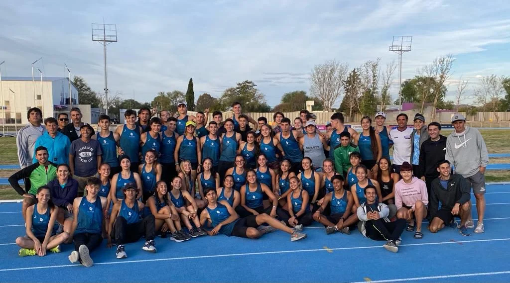 En este momento estás viendo Atletismo: BUENAS MARCAS EN LOS PROVINCIALES DE BUENOS AIRES Y SANTA FE