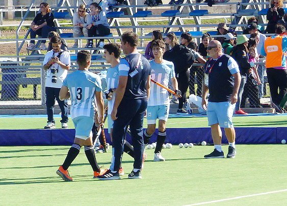En este momento estás viendo JSJ Rosario 2022: HOCKEY CÉSPED | JEREMÍAS BRALO, THIAGO ZALAZAR Y EL ENTRENADOR JORGE MARELLI, VOCES DE LEONCITOS (parte 3)