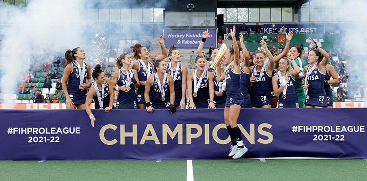 En este momento estás viendo Hockey césped femenino: DESPEDIDA DE LAS LEONAS DE FIH PRO LEAGUE CON FESTEJOS POR EL TÍTULO