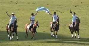 Lee más sobre el artículo Polo masculino: ARGENTINA VENCIÓ A SUDÁFRICA EN TEST MATCH