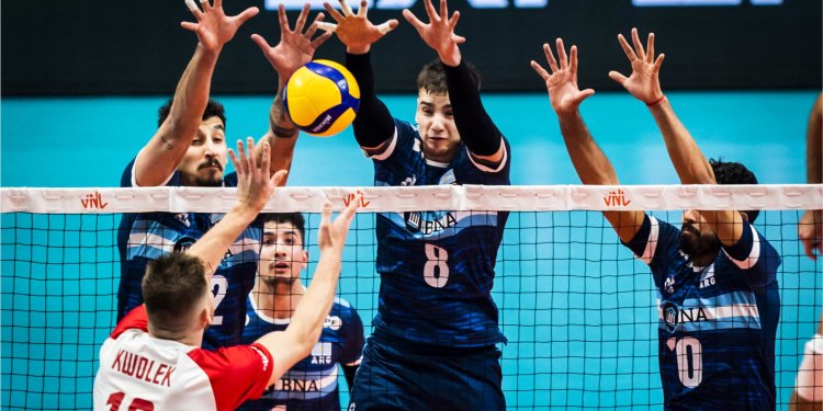 En este momento estás viendo Voley masculino: DEBUTÓ LA SELECCIÓN ARGENTINA EN LA VNL CON CAÍDA FRENTE A POLONIA