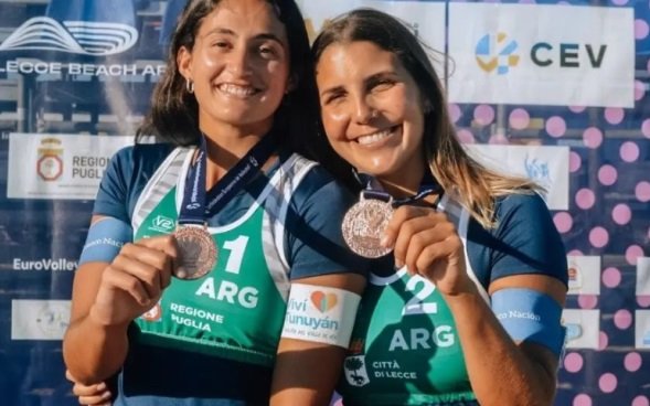 En este momento estás viendo Beach Volley: BUENA ACTUACIÓN DE LAS DUPLAS NACIONALES EN EL PRO TOUR DE LECCE