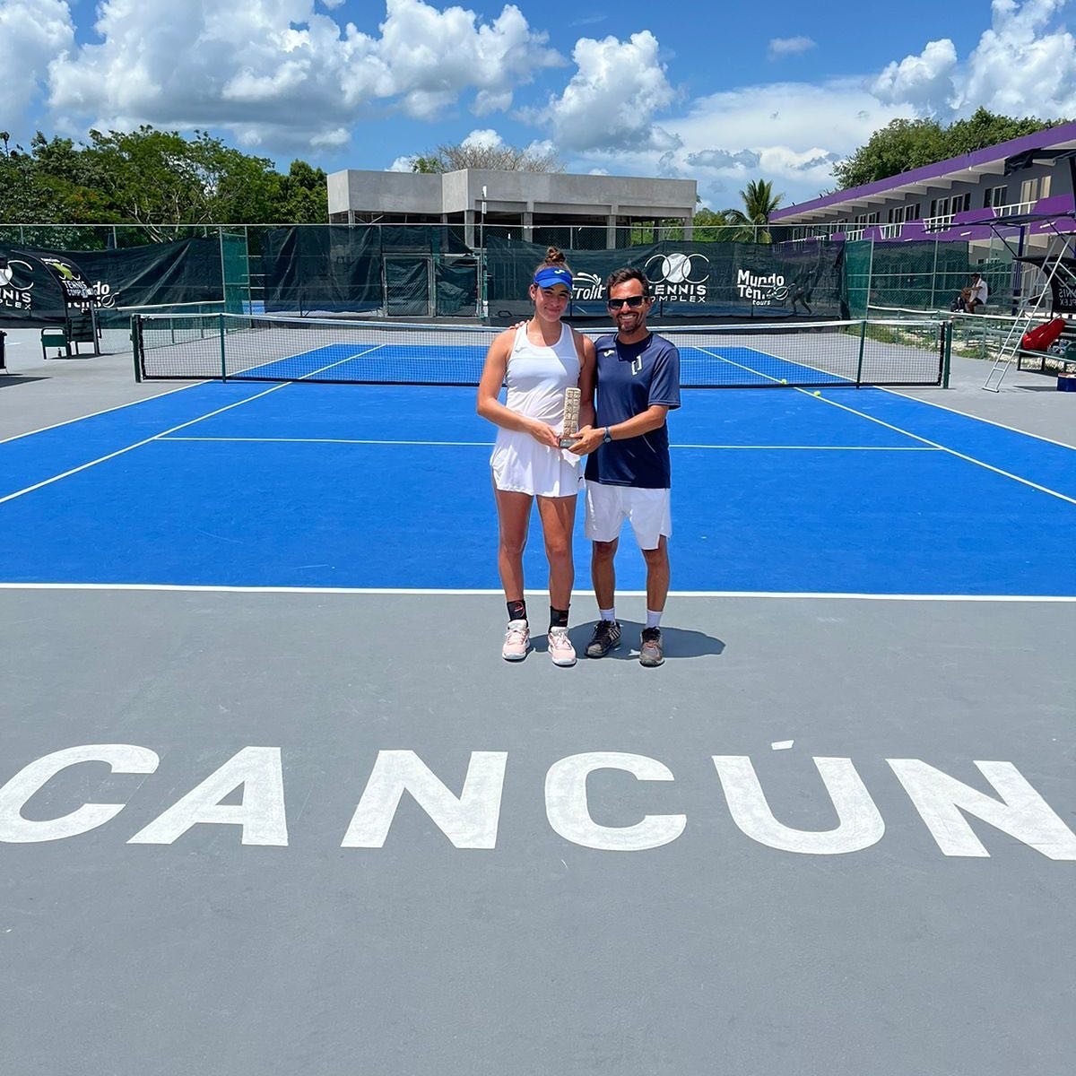 En este momento estás viendo Tenis femenino: SOLANA SIERRA SE CONSAGRÓ CAMPEONA EN MÉXICO