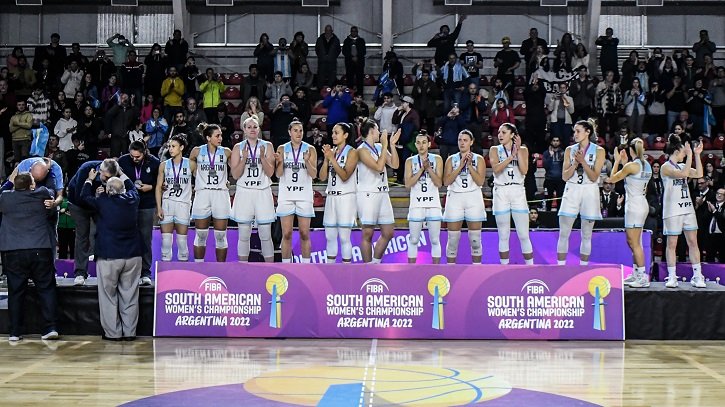 En este momento estás viendo Básquet femeino: LAS CHICAS ARGENTINAS SON SUBCAMPEONAS DEL SUDAMERICANO 2023