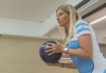 En este momento estás viendo Bowling: LUCAS LEGNANI A UN PASO DEL PODIO CONTINENTAL