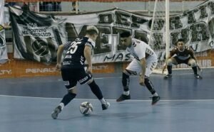 Lee más sobre el artículo Futsal masculino: JUGARON LOS OCTAVOS DE FINAL DE LA COPA ARGENTINA