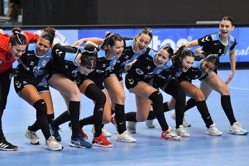 En este momento estás viendo Handball femenino: LA SELECCIÓN JUVENIL COMPITIÓ EN EL MUNDIAL DE MACEDONIA DEL NORTE