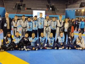 Lee más sobre el artículo Taekwondo: MÁS DE 50 MEDALLAS PARA EL EQUIPO NACIONAL EN EL ARGENTINA OPEN