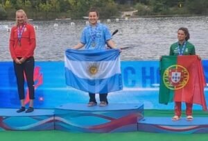 Lee más sobre el artículo Canotaje: ORO, BRONCE Y SEIS FINALES A EN LA MODALIDAD VELOCIDAD