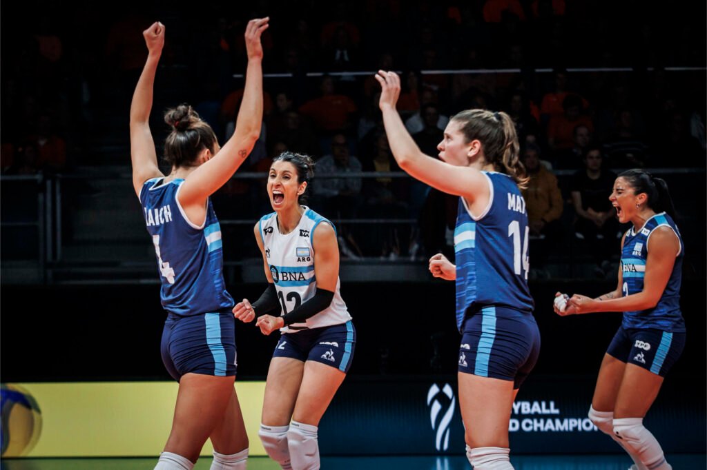 Vóley femenino: ¡LAS PANTERAS VENCIERON 3-2 A COLOMBIA Y SE CLASIFICARON A LOS OCTAVOS DEL MUNDIAL!
