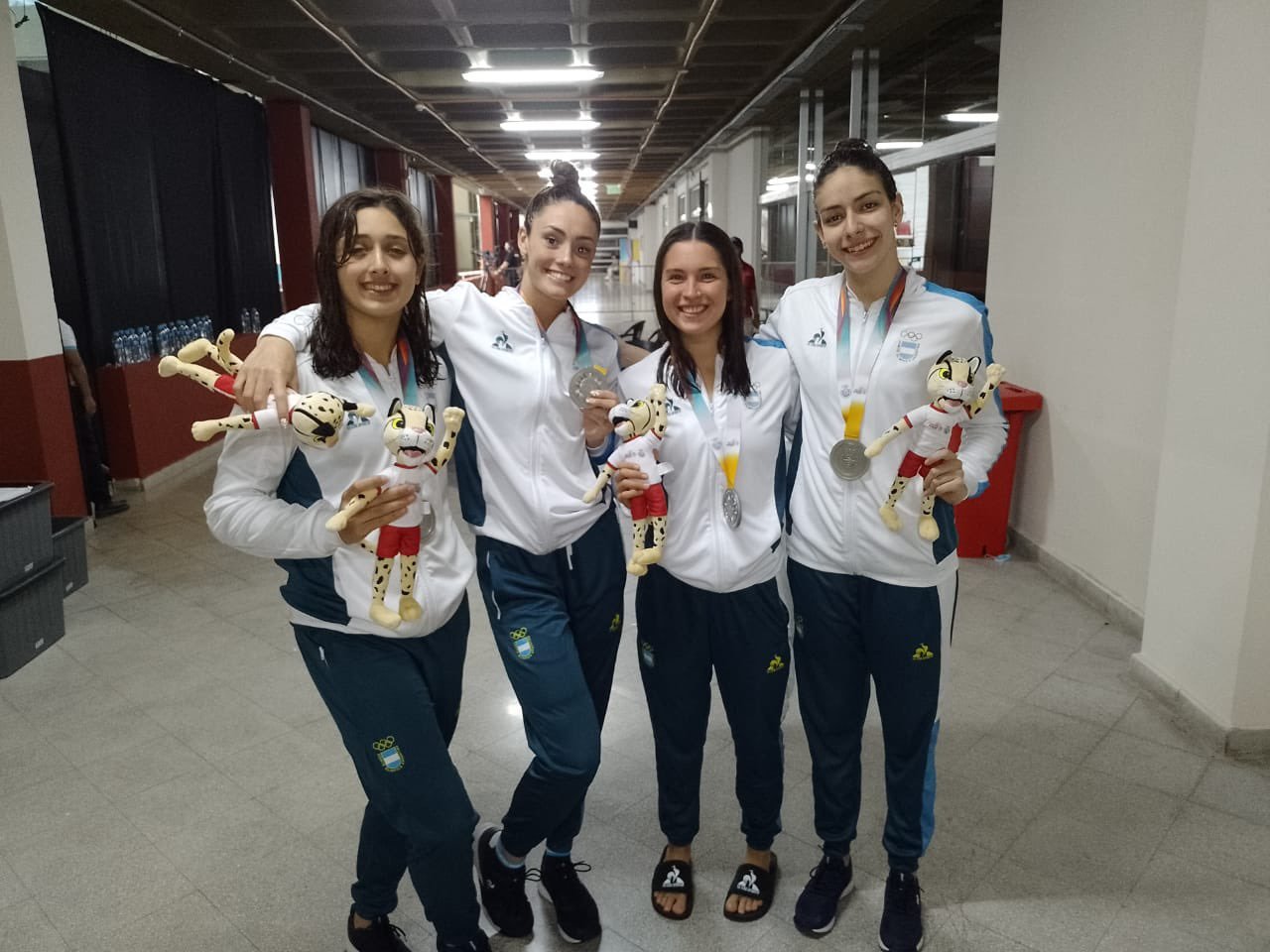En este momento estás viendo JJSS Asunción 2022: NATACIÓN | SEIS MEDALLAS ARGENTINAS EN EL PRIMER DÍA DE COMPETENCIA