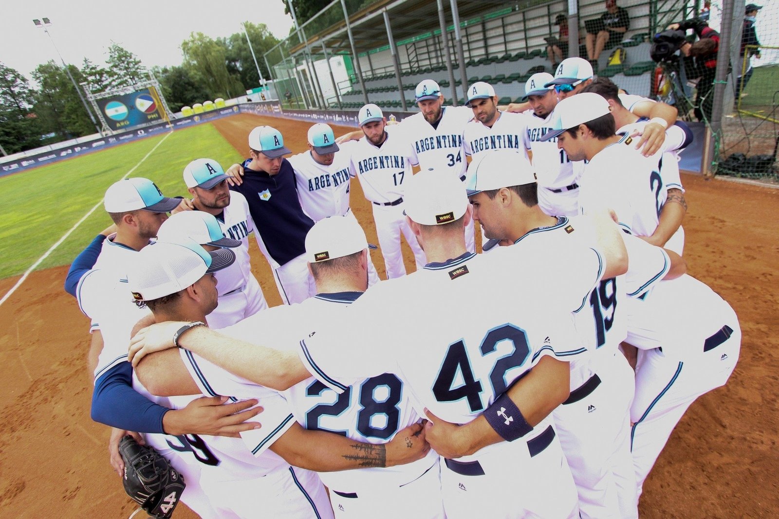 En este momento estás viendo Softball masculino: EN LA COPA MUNDIAL, ARGENTINA SIGUE PRIMERO EN EL GRUPO A CON RÉCORD PERFECTO