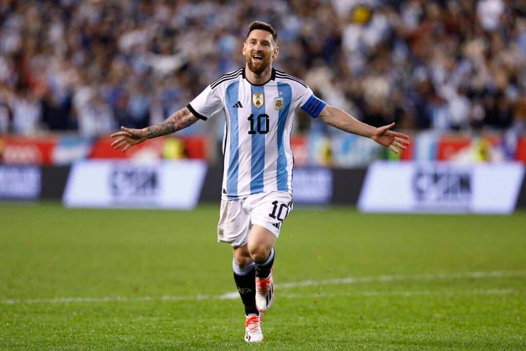 Fútbol masculino: QATAR 2022 | PRIMER ESCALÓN, SUPERAR EL DEBUT ANTE ARABIA SAUDITA