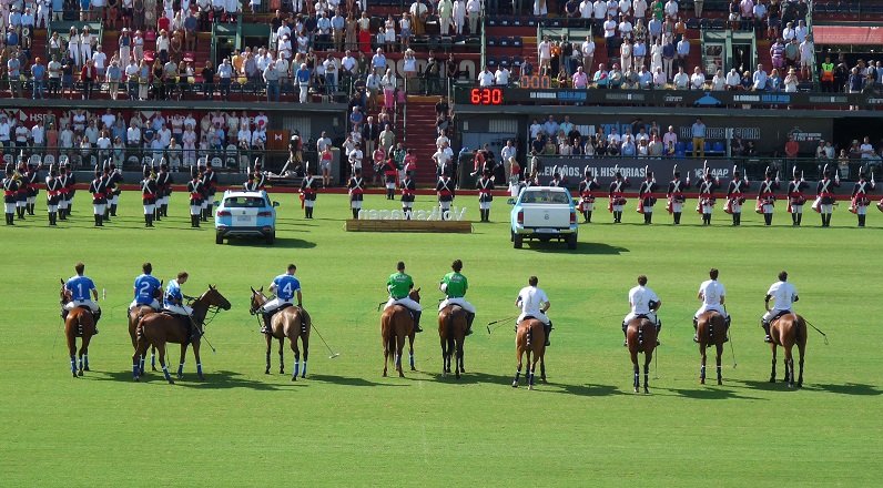 En este momento estás viendo Polo masculino: LA NATIVIDAD Y LA DOLFINA SAUDI JUGARÁN LA FINAL DEL 129° ABIERTO DE PALERMO