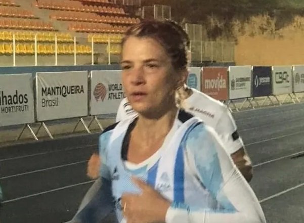 En este momento estás viendo Atletismo: MARIANA ALLENDE NOMINADA A ATLETA DE ULTRAMARATON DEL AÑO