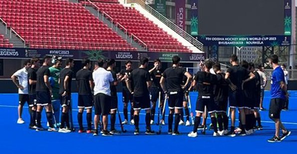 En este momento estás viendo Hockey césped masculino: LOS LEONES PASARON CON ÉXITO EL ÚLTIMO EXAMEN